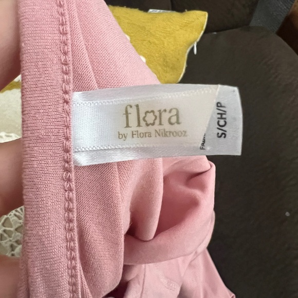 Pink Women's Top Flora - Picture 5 of 7